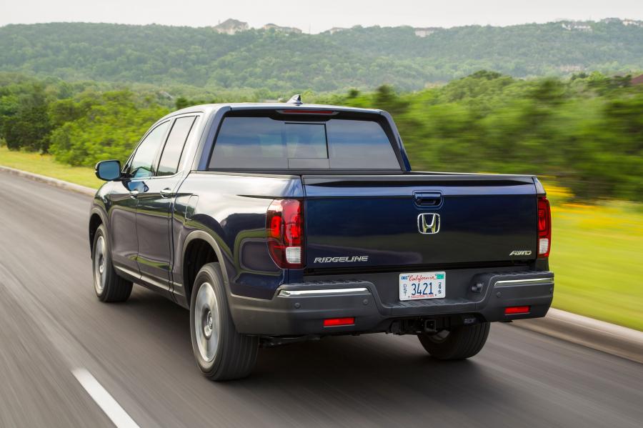  Honda Ridgeline 2016 года  (фото 19 из 40)